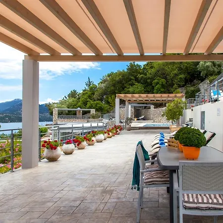 Thealos Village Lefkada 3*
