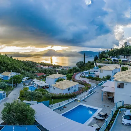 Thealos Village Lefkada ليغيا