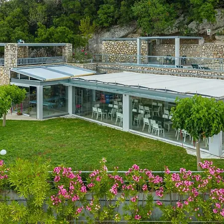 Thealos Village Lefkada 3* Ligia